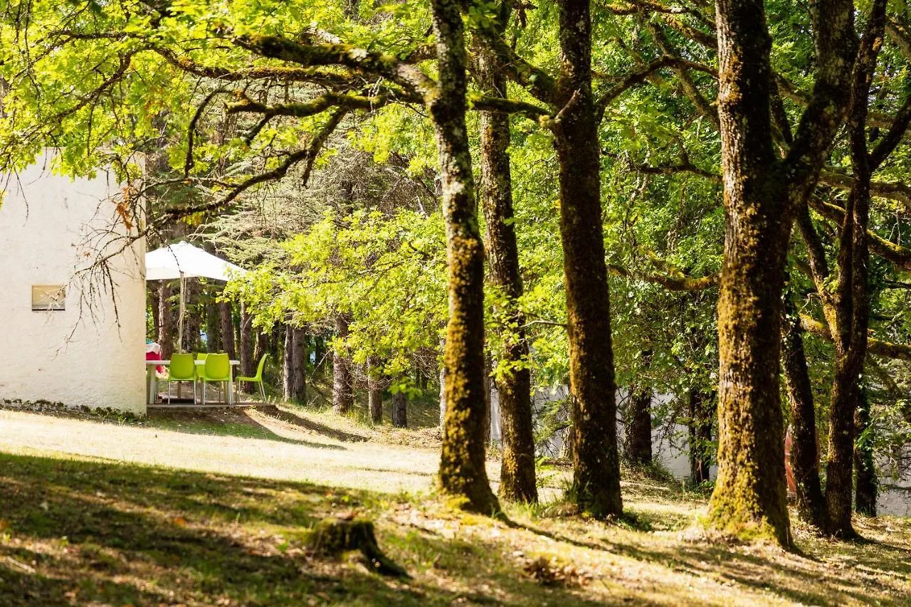 Camping - Village Vacances Familial A Prayssac Au Coeur Du Vignoble Lotois