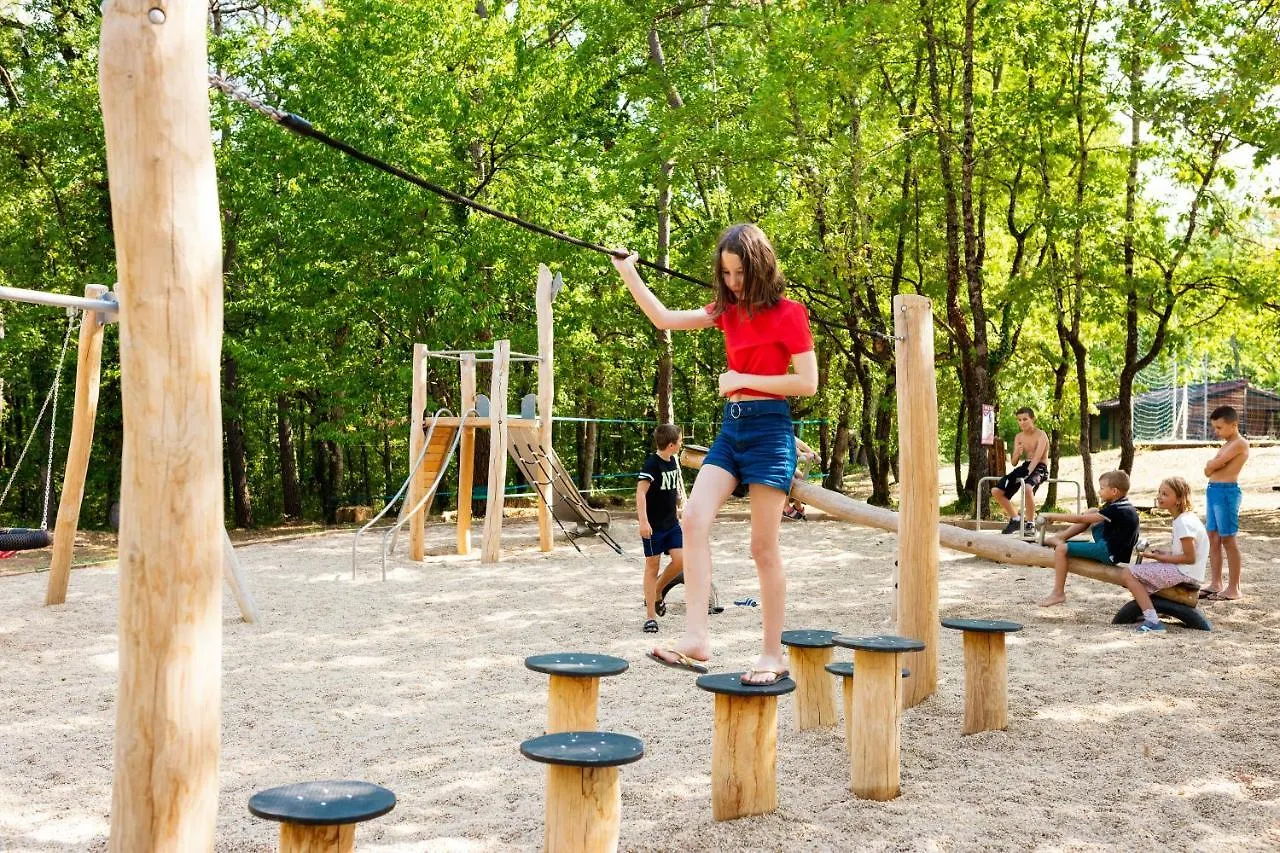 Holiday park Camping - Village Vacances Familial A Prayssac Au Coeur Du Vignoble Lotois