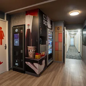 ** Hotel Ibis Budget Rennes - Renove France